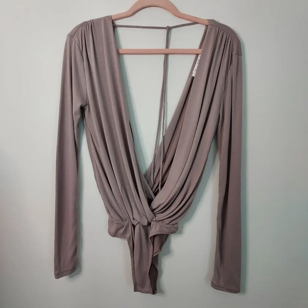 Honey Belle Long Sleeve Plunge Bodysuit - Picture 6 of 6